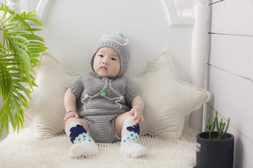 张家口宝宝揉眼睛是怎么回事